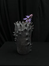 Load image into Gallery viewer, volos vase
