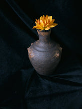 Load image into Gallery viewer, maison bud vase
