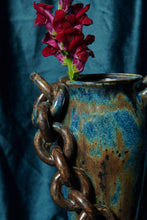 Load image into Gallery viewer, Niki Vase
